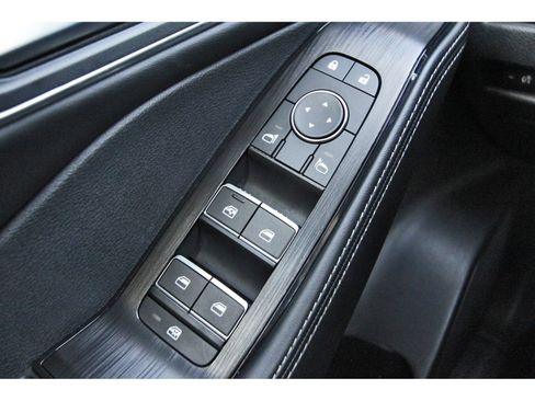 Used 2025 Nissan Rogue Platinum w/ Tech Package FWD image 23