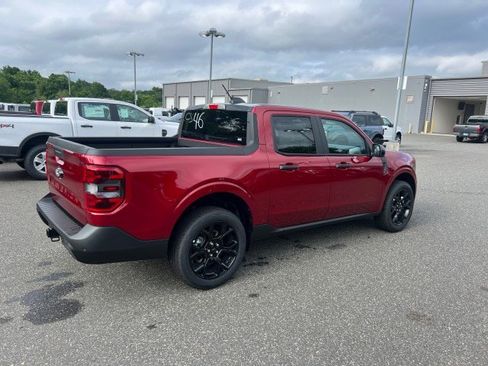 New 2025 Ford Maverick XLT w/ XLT Luxury Package image 5