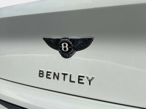 Used 2020 Bentley Continental GT V8 image 17