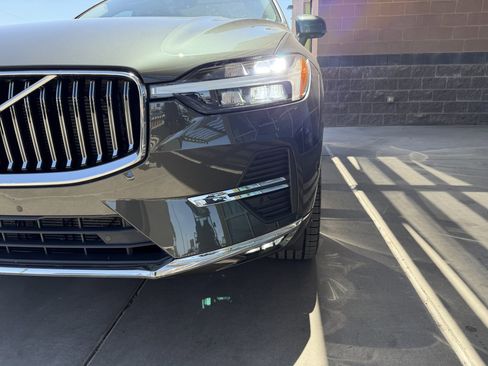 Used 2022 Volvo XC60 B5 Inscription w/ Advanced Package image 11