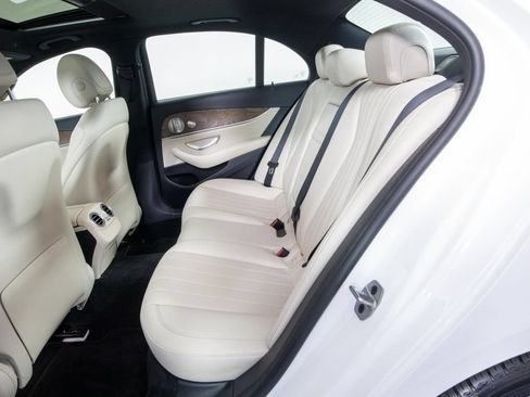Used 2022 Mercedes-Benz E 350 Sedan w/ AMG Line Exterior image 10