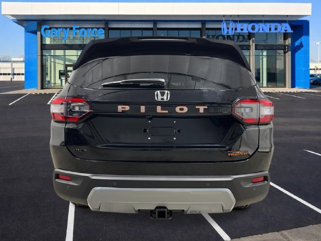 New 2026 Honda Pilot TrailSport image 4