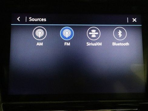 Used 2022 Chevrolet TrailBlazer ACTIV w/ Sun and Liftgate Package FWD image 17
