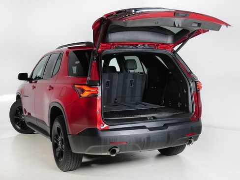 Used 2023 Chevrolet Traverse LT w/ Midnight/Sport Edition AWD/4WD image 34