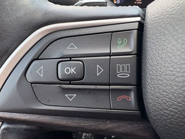 Used 2022 Jeep Grand Cherokee L Limited AWD/4WD image 35