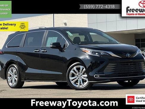 Certified 2023 Toyota Sienna Platinum FWD image 1