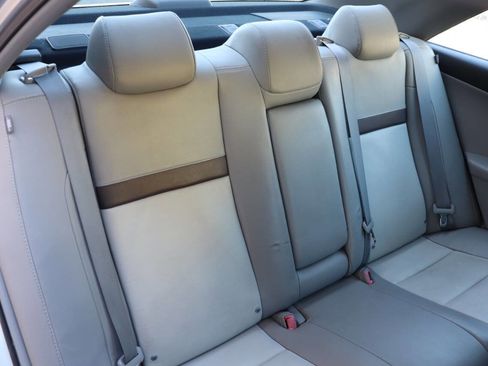 Used 2012 Toyota Camry XLE FWD image 42