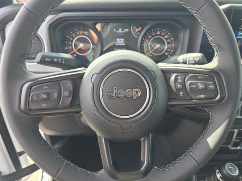 New 2025 Jeep Gladiator Sport AWD/4WD image 28