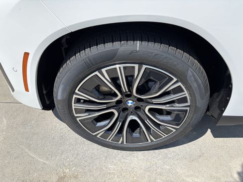 New 2026 BMW X3 xDrive30i w/ Premium Package AWD/4WD image 13