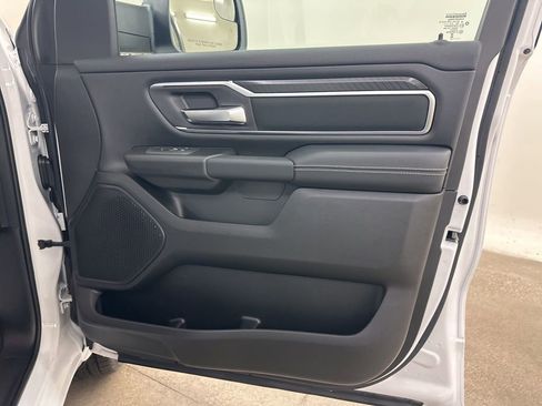 New 2026 RAM 1500 4x4 Crew Cab image 17