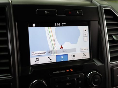 Used 2019 Ford F150 XLT w/ Equipment Group 302A Luxury AWD/4WD image 15