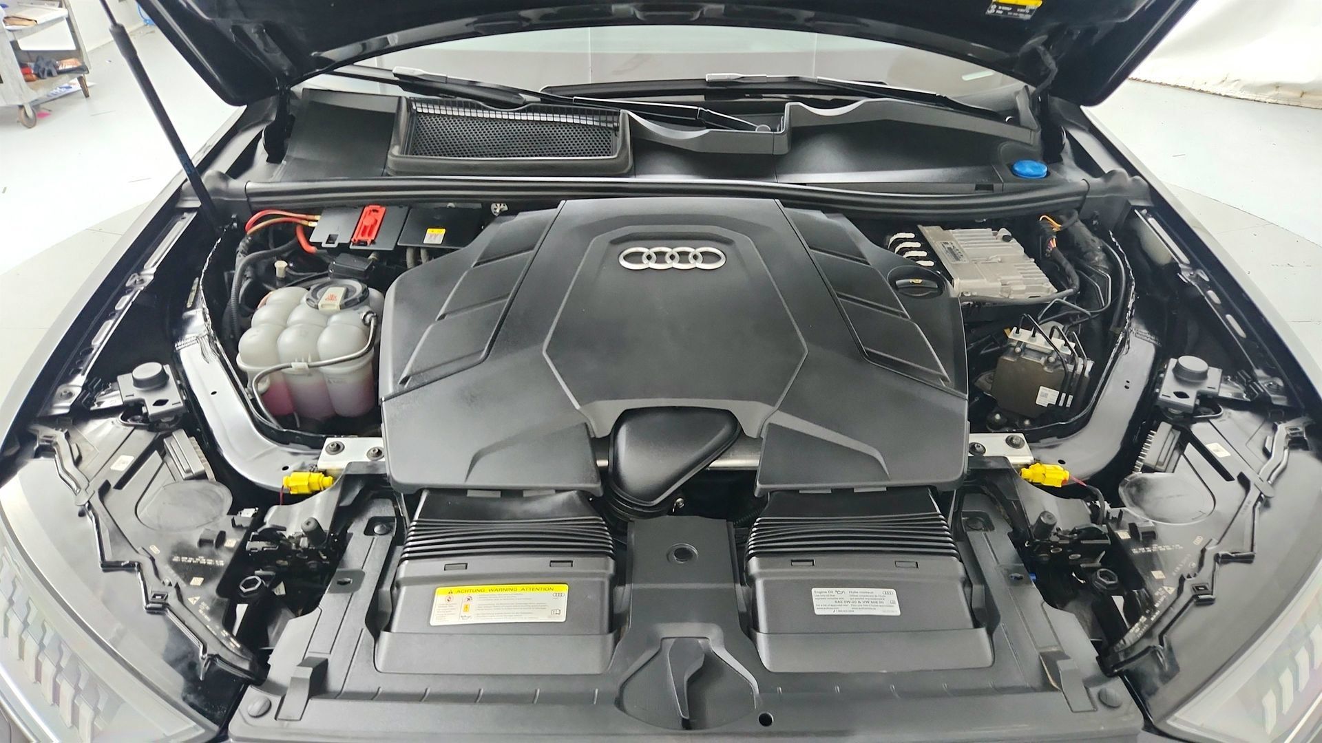Used 2021 Audi Q7 3.0T Prestige w/ Prestige Package AWD/4WD image 32