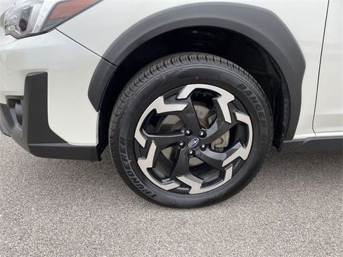 Used 2023 Subaru Crosstrek 2.5i Limited image 8