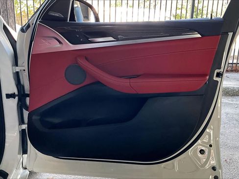 Used 2023 BMW X4 M image 22