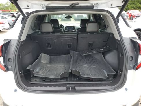 Used 2021 GMC Terrain SLT w/ LPO, Floor Liner Package FWD image 33