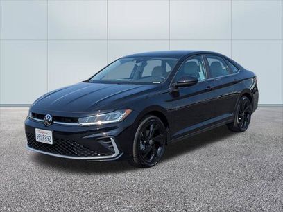 Certified 2025 Volkswagen Jetta SE