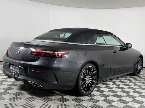 Used 2022 Mercedes-Benz E 450 4MATIC Cabriolet image 8