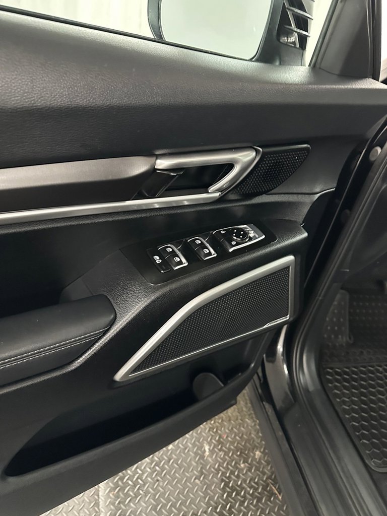 Used 2023 Kia Telluride S w/ S Sunroof Package AWD/4WD image 9