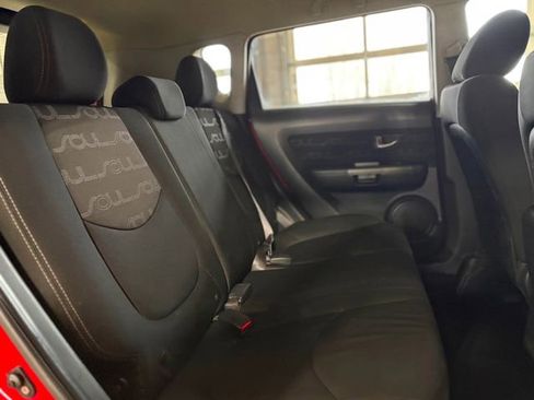 Used 2012 Kia Soul + image 23