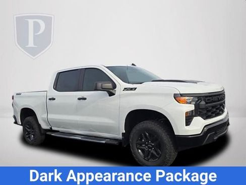 New 2026 Chevrolet Silverado 1500 Custom Trail Boss w/ Dark Appearance Package image 2