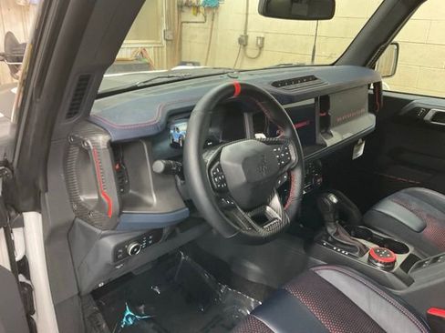 New 2025 Ford Bronco Raptor image 11