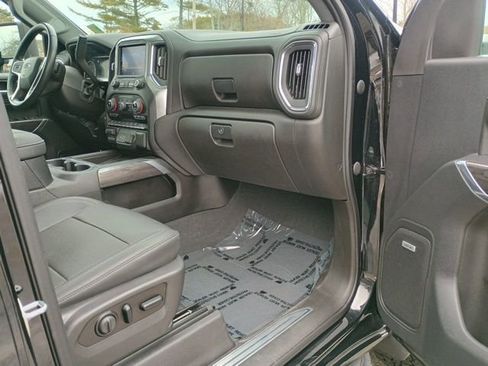 Used 2021 Chevrolet Silverado 2500 LTZ w/ LTZ Plus Package image 14