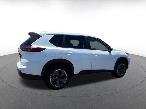 Used 2025 Nissan Rogue SV FWD image 14