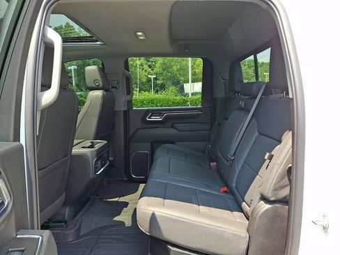 Used 2025 GMC Sierra 2500 SLT w/ SLT Premium Package AWD/4WD image 10