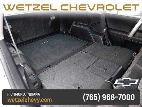 Used 2020 Toyota 4Runner SR5 AWD/4WD image 19