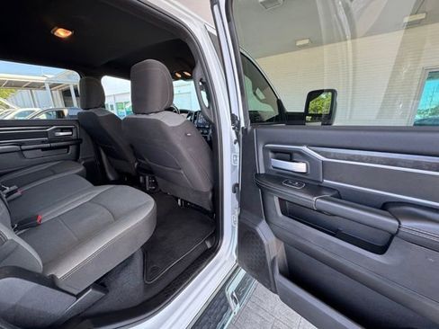 Used 2024 RAM 2500 Big Horn image 22