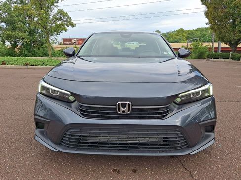 Used 2024 Honda Civic EX image 2