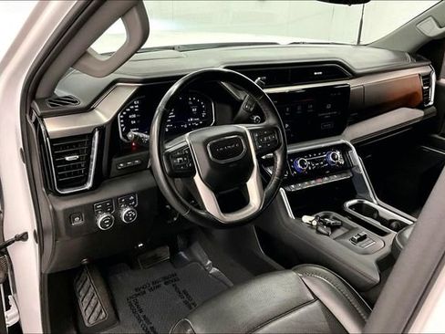 Used 2024 GMC Sierra 3500 Denali w/ Denali Reserve Package AWD/4WD image 16