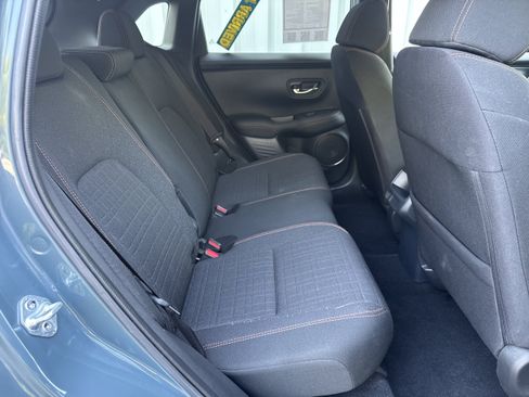 Used 2025 Honda HR-V Sport image 11