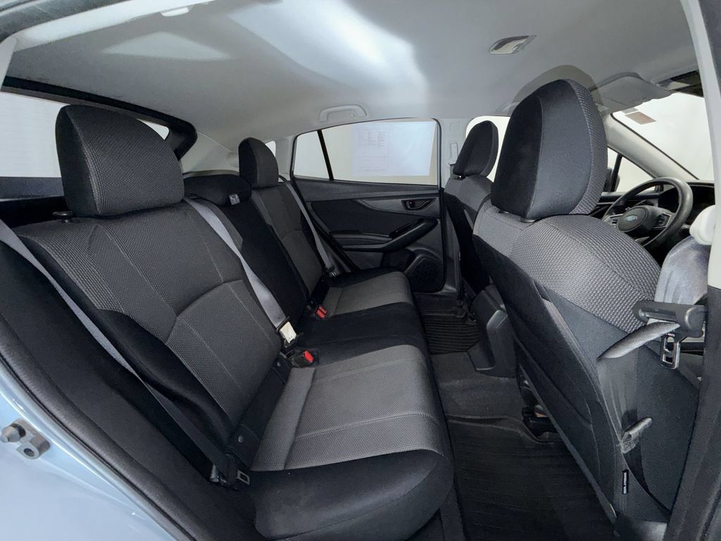Used 2019 Subaru Crosstrek 2.0i AWD/4WD image 17