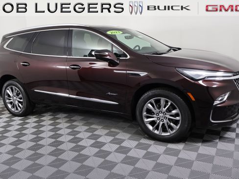 Certified 2023 Buick Enclave Avenir w/ Avenir Technology Package image 2