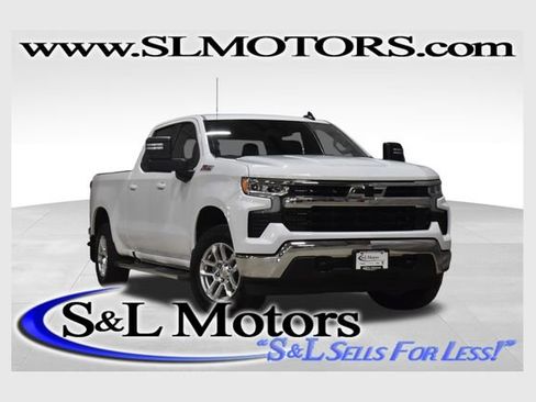 Used 2025 Chevrolet Silverado 1500 LT w/ Z71 Off-Road Package image 1