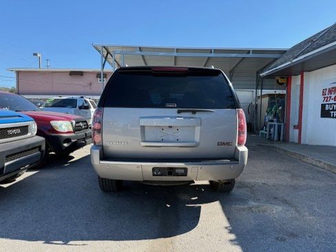 Used 2008 GMC Yukon Denali image 6