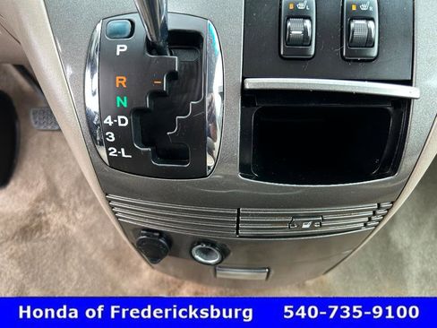 Used 2007 Toyota Sienna XLE image 32