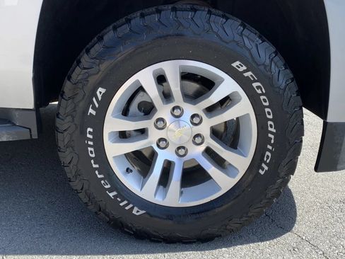 Used 2016 Chevrolet Suburban LS w/ Max Trailering Package AWD/4WD image 10