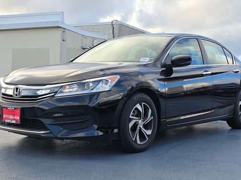 Used 2016 Honda Accord LX image 7