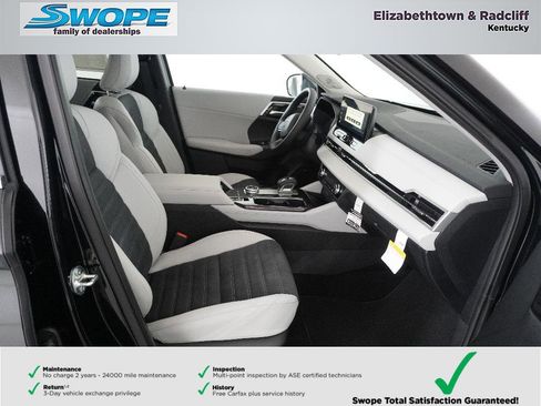 New 2025 Mitsubishi Outlander SE image 9