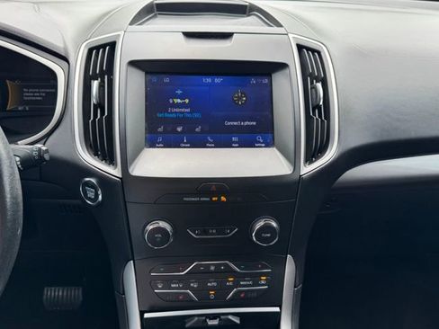 Used 2020 Ford Edge SEL w/ Convenience Package image 14