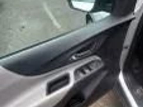 Used 2022 Chevrolet Equinox LS AWD/4WD image 9