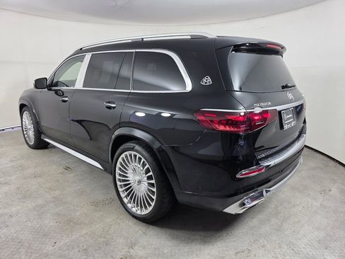 Certified 2025 Mercedes-Benz Maybach GLS 600 4MATIC image 6