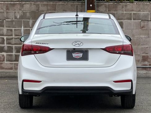 Used 2021 Hyundai Accent SE FWD image 7