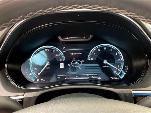 Used 2023 Genesis GV70 3.5T Sport w/ Sport Prestige Package AWD/4WD image 25