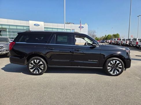 New 2026 Ford Expedition Max Platinum image 12