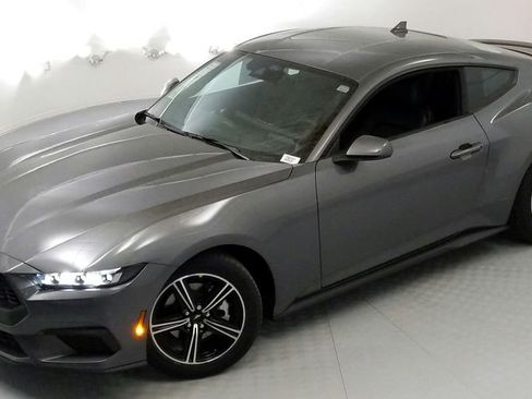 New 2025 Ford Mustang Premium image 19