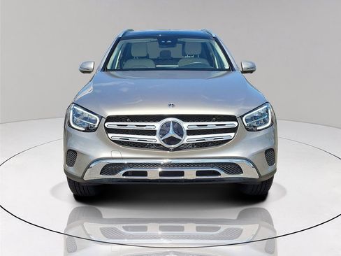 Certified 2022 Mercedes-Benz GLC 300 image 2