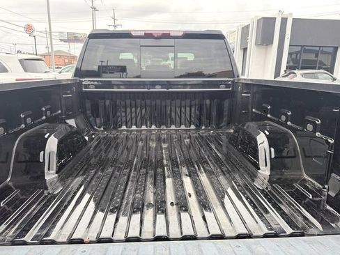 Used 2024 Chevrolet Silverado 1500 LTZ w/ Technology Package AWD/4WD image 10